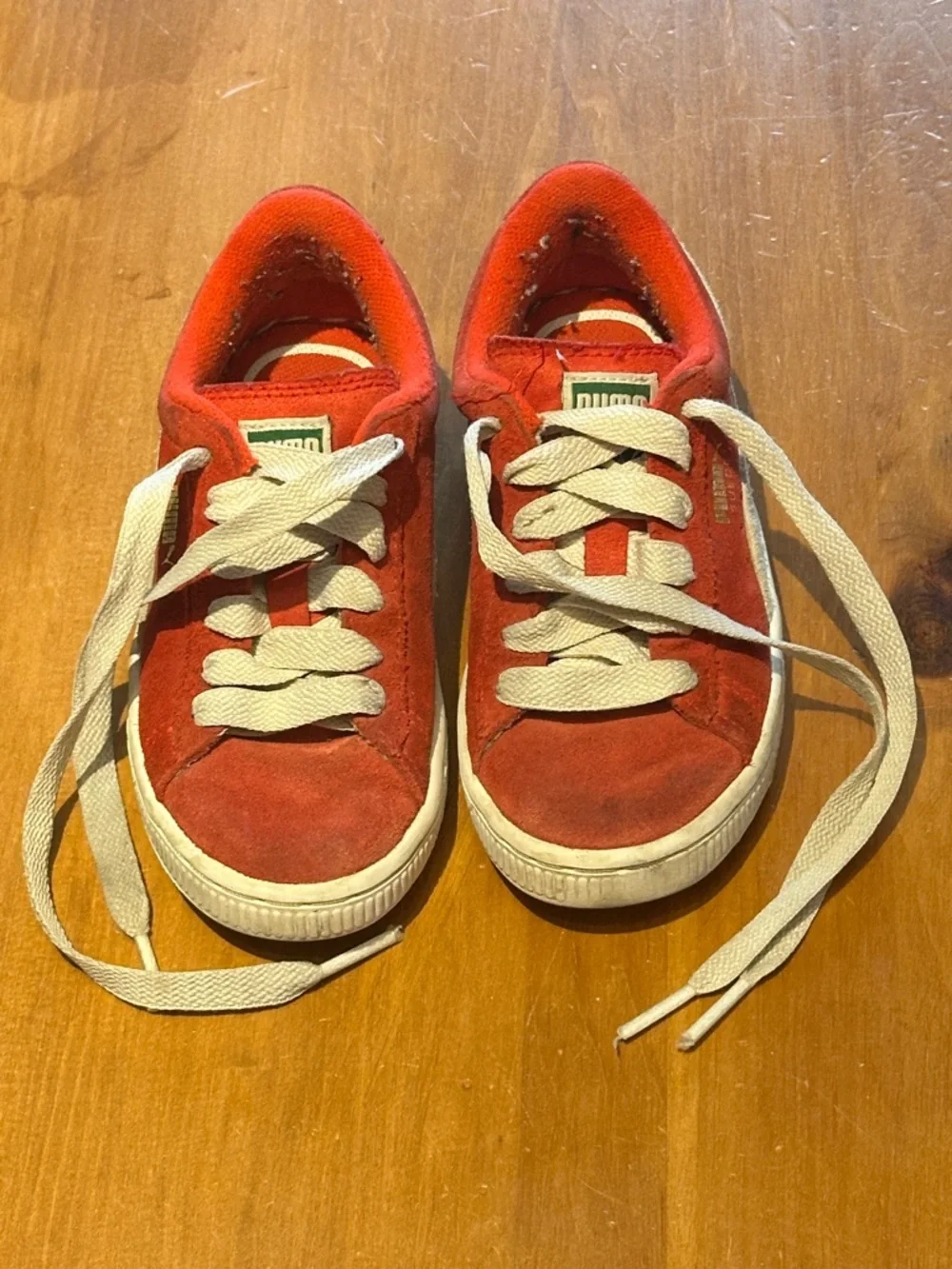 PUMA - Suede red shoes - Toddler US11c - Picture 2 of 7